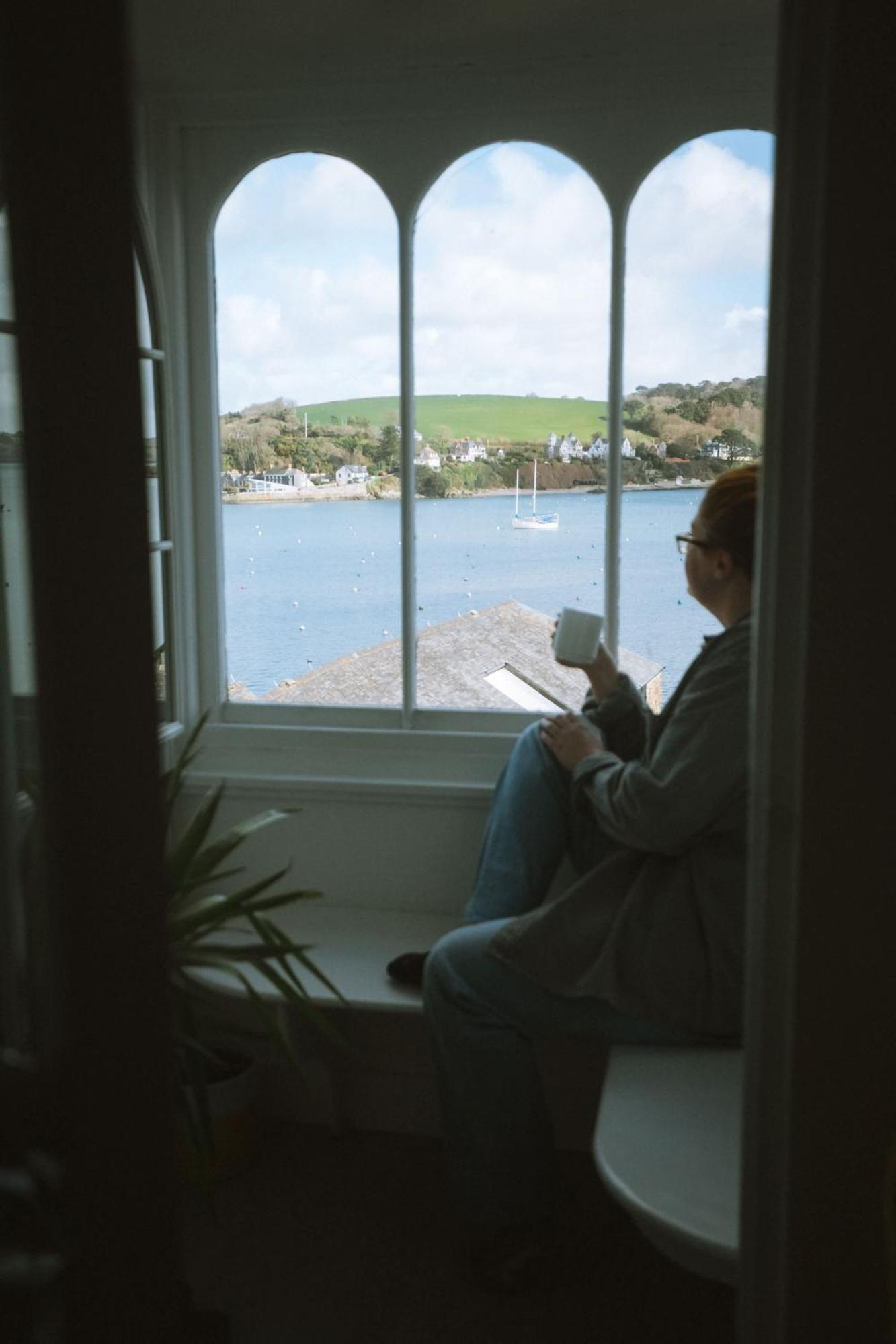 Breathtaking High Street Townhouse With Stunning Sea Views At 'The Old Fishermans Townhouse' Falmouth Eksteriør bilde